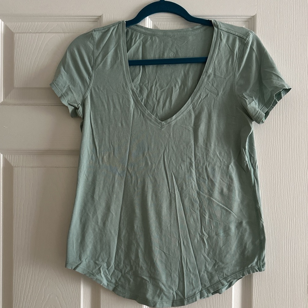 Women's Lululemon sage Green V-Neck love tee